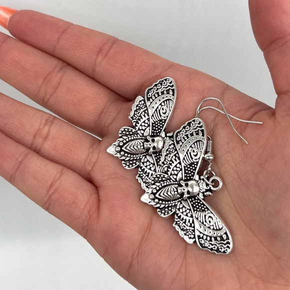 Moth Skull Gothic Dangle Earrings - Picture 6 of 7